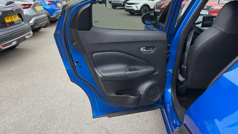 Nissan Juke 1.6 Hybrid N-Connecta 5dr Auto Hybrid Hatchback
